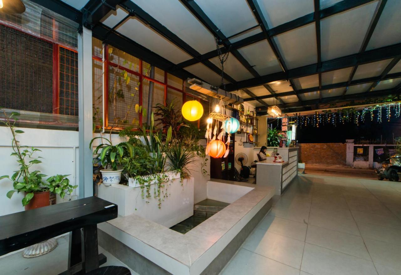 Megi Homestay Nha Trang Exteriör bild